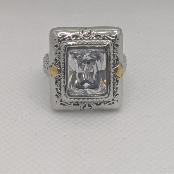 CZ DIAMOND RING - Picture 9 of 10